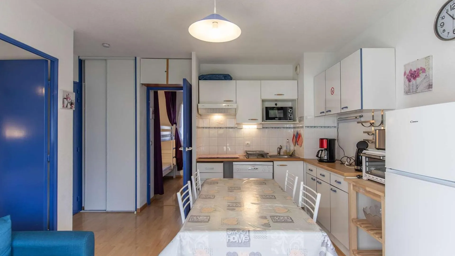 T2 Cabine, 5 Pers, Balcon, Parking, Pres Des Commodites - Fr-1-402-144 Esquièze - Sère